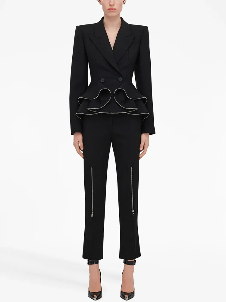 Женский дизайнерский брючный костюм блейзер на молнии с оборками по краям и