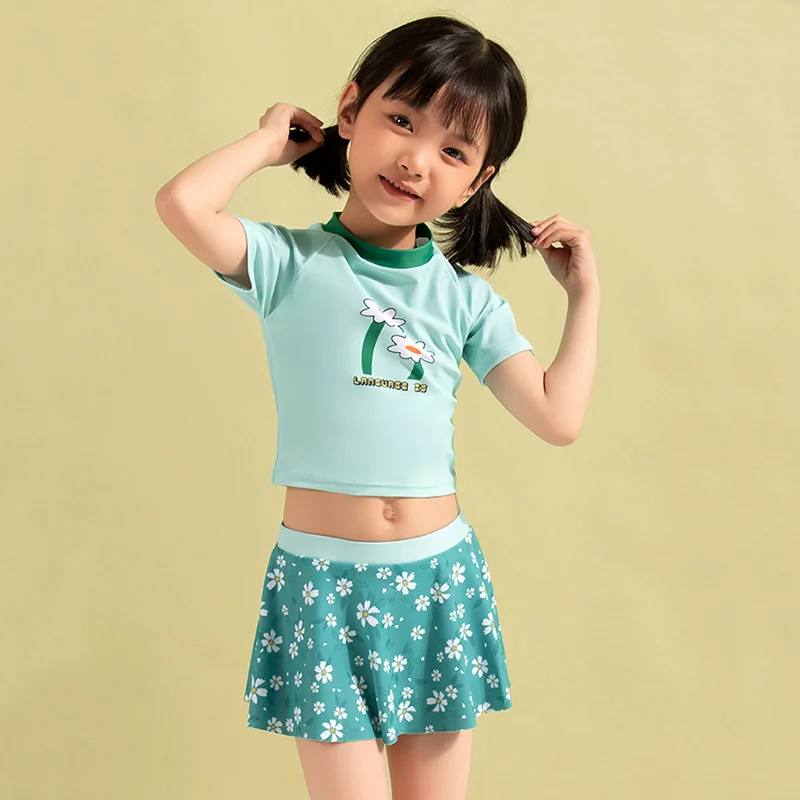 

Купальник для девочек с героями мультфильмов, милый купальный костюм для серфинга для детей, пляжные купальники с защитой от сыпи, купальни...