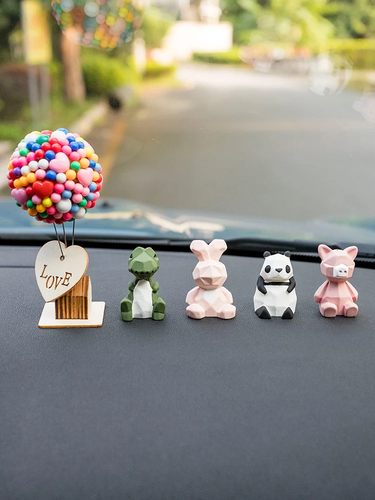 

Милые геометрические маленькие украшения для автомобиля с мультяшными животными, украшения салона автомобиля, креативное украшение автом...