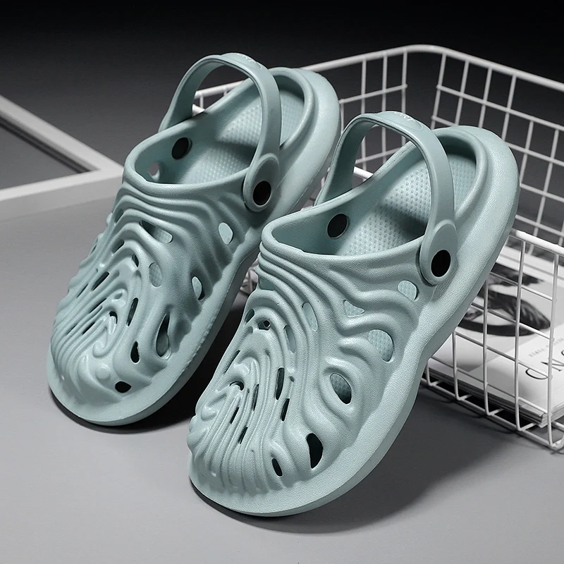 

Men Shoes Casual Slip-on Clogs 2022 New Summer Hollow-out Water Sandals Breathable&light Slippers Flip-flops Big Size 40-45