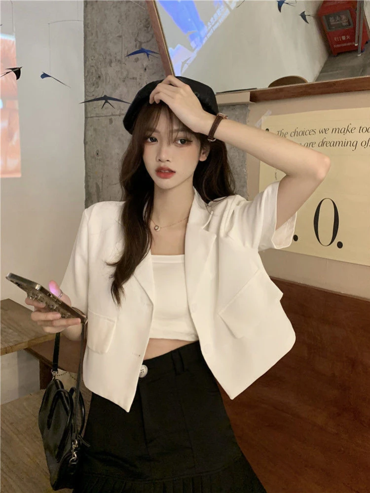 Женский короткий пиджак на пуговицах однотонный Повседневный укороченный с