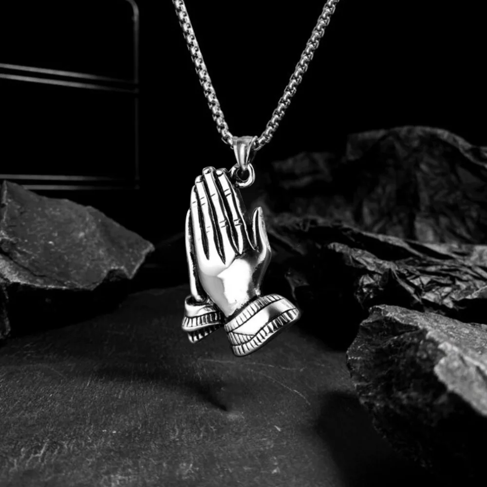 

New stainless steel prayer pendant gold Buddha hand pendant necklace men's hang tag hands folded wholesale price
