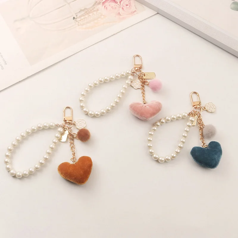 Plush Ball Key Ring Love Mobile Phone Key Chain Soft Artificial Rabbit Hair Ball Car Key Ring Ladies Bag Pendant Charm Jewelry