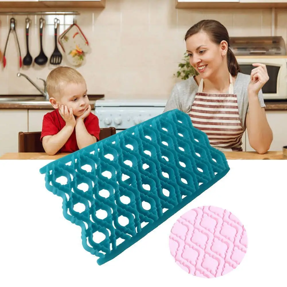 

Love Heart Pattern Cookie Embossing Mould Wedding Party Cake Decorating Tools Valentine's Day Anniversary Cake Embosser Moulds