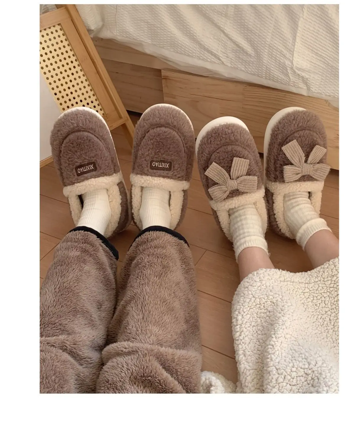 

Yasuk Autumn Winter Fashion Women's Men's Casual Soft Indoor Slippers Furry Non-Slip Warm Simple Bow Stripe Unisex Couples Bow