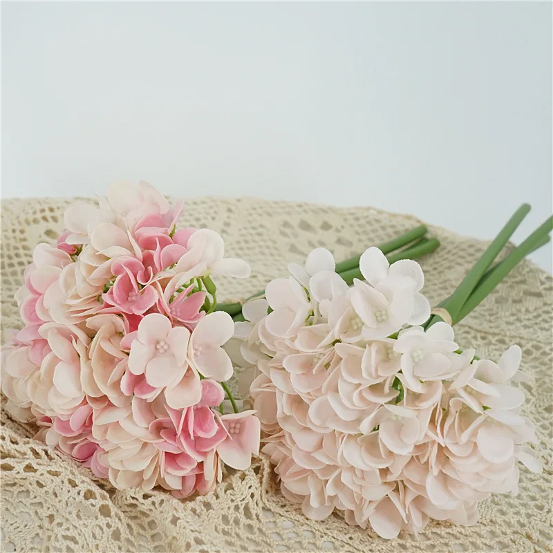 

3Pcs Artificial Feel Moisturizing Hydrangea Flowers Bouquet Real Touch Flower Arrangement Home Decoration Wedding Bridal Bouquet
