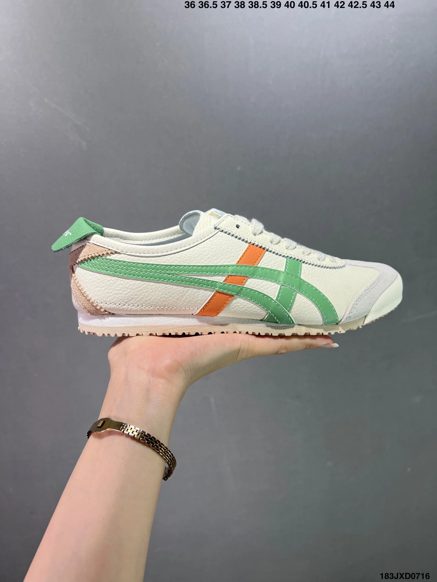 кроссовки　Противоскользящий износостойкий дышащий и легкий |