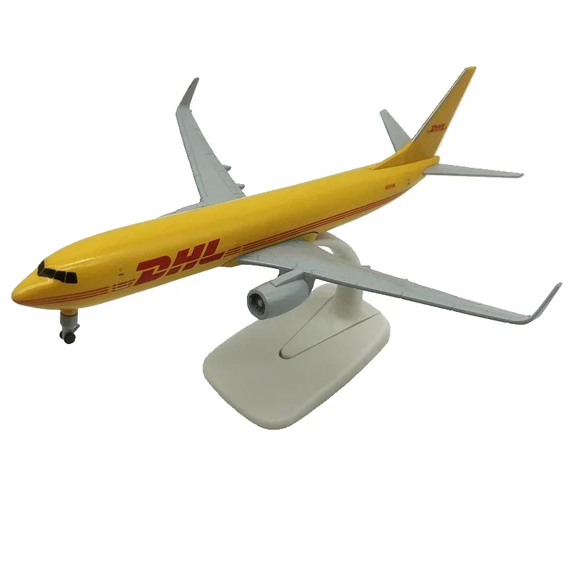 Масштабная модель самолета B737 DHL 1:200