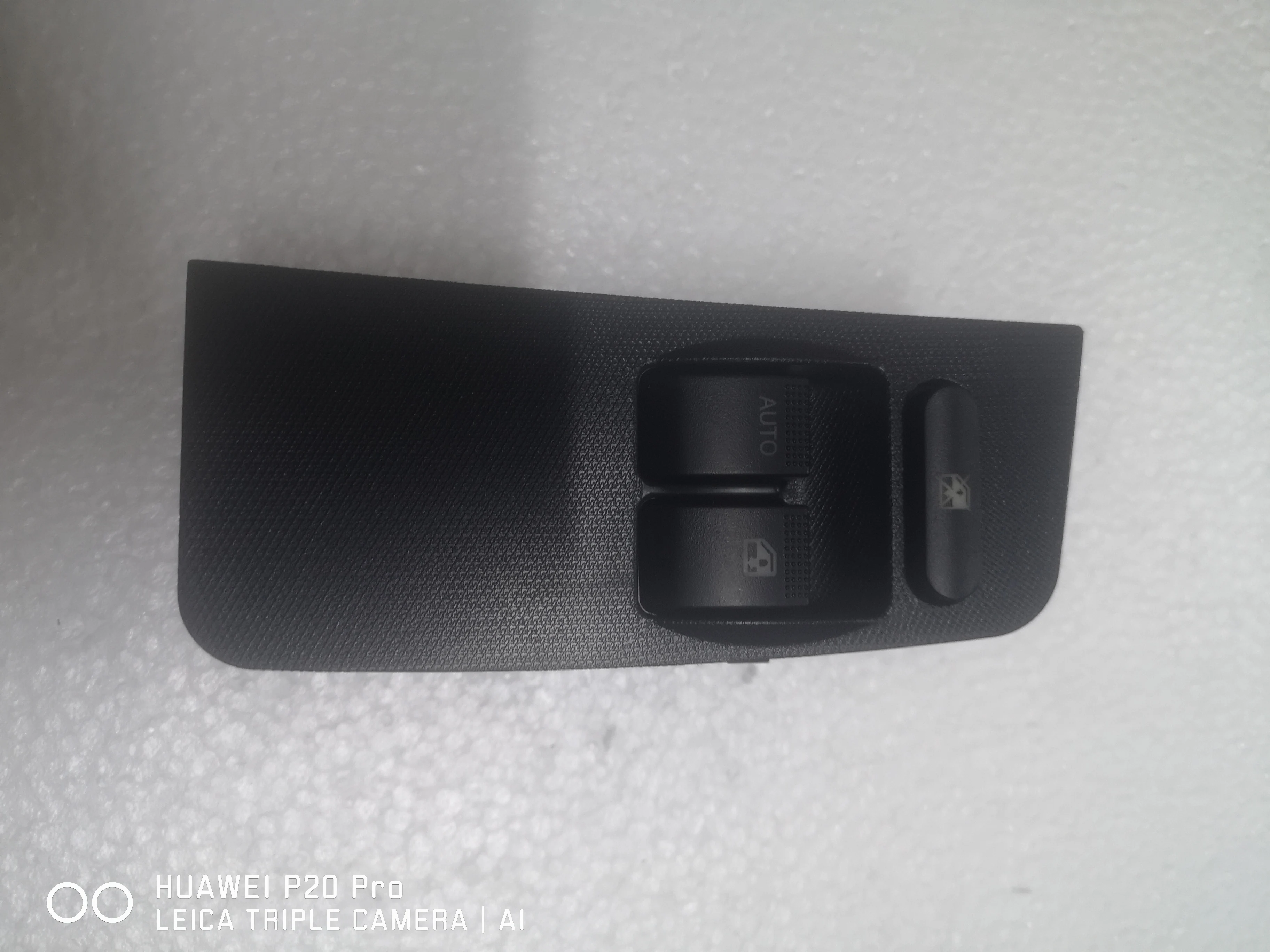 

Changan Automobile Uno Glass Lifter 2 Door Main Switch