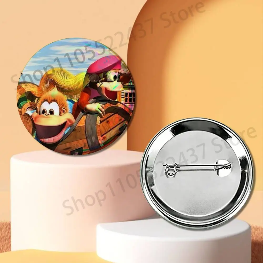 Фото Значки и броши с персонажами мультфильмов и игр: D-Donkey K-Kong, аниме-персонажи, винтажные, на заказ, подарки для воротника №4