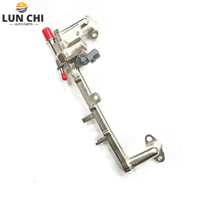 

LR122709 LR109402 LR018273 5.0L V8 Metal Water Heater Pipe For Land Rover Discovery 5 2017 LR4 2014-2016 Rang Rover 2017 Parts