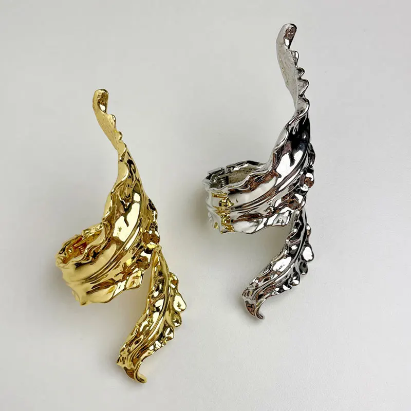 Браслет Draweye с металлическими листьями