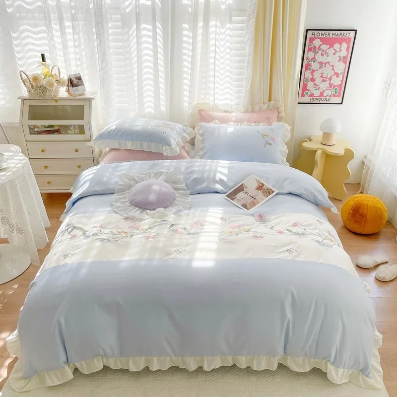 

White Blue Patchwork Embroidery Floral Duvet Set King Queen Double 4Pcs Cotton Soft Comforter Cover Bed Sheet Pillowcases