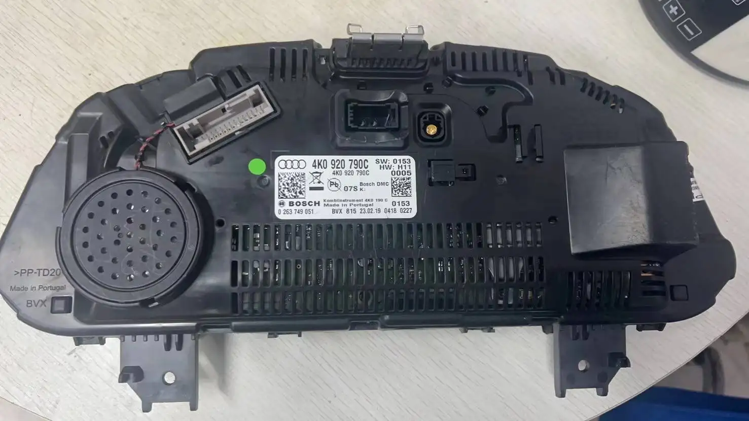 

12.3" 4K0920790 4K0920790C LCD Display Automobile instrument Assembly For 2019 audi a7 c8 top instrument with sports layouts etc