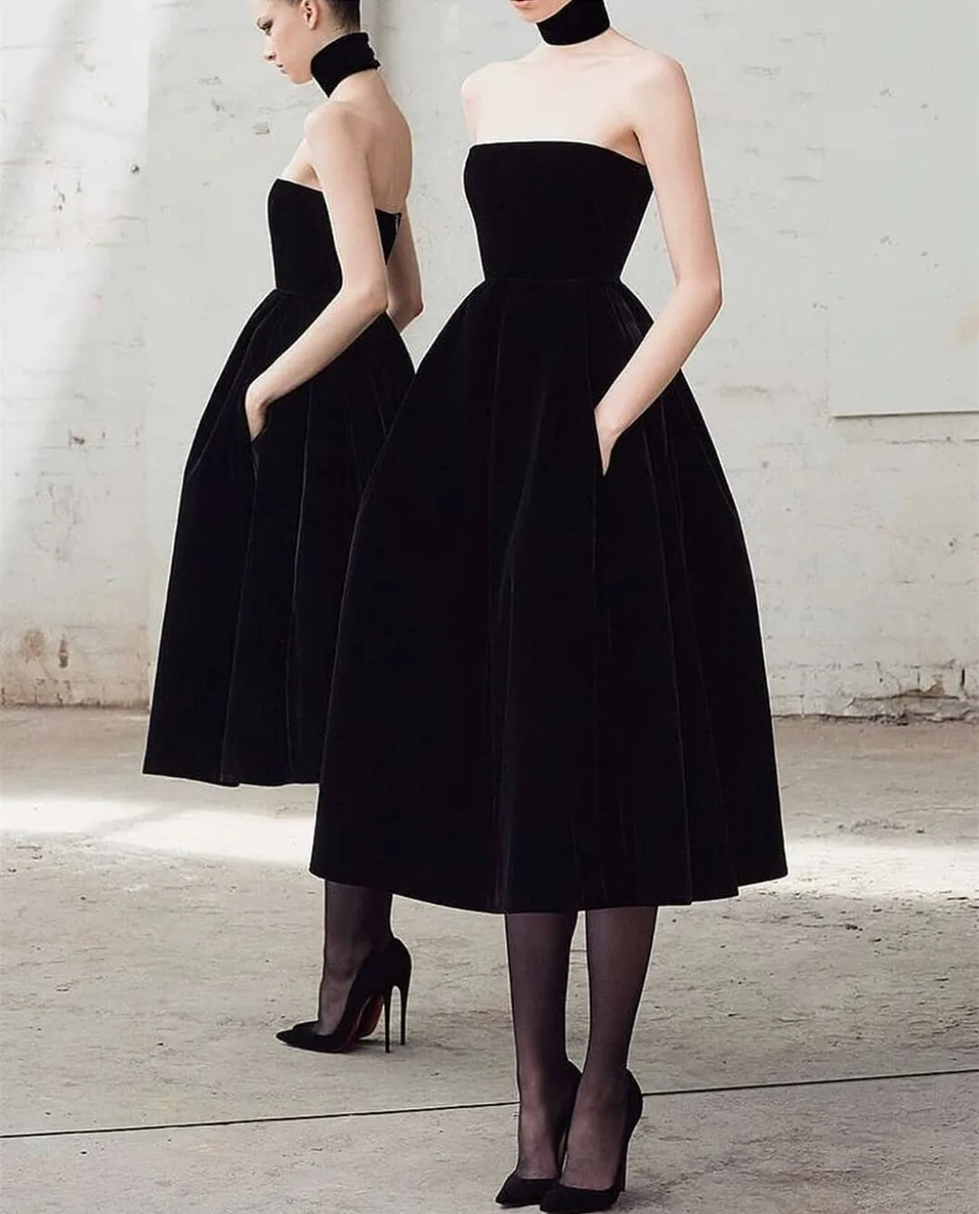 

Short Black Velvet Evening Dresses With Pockets A-Line High Neck فساتين سهرة Tea Length Prom Dress Robe de soirée for Women