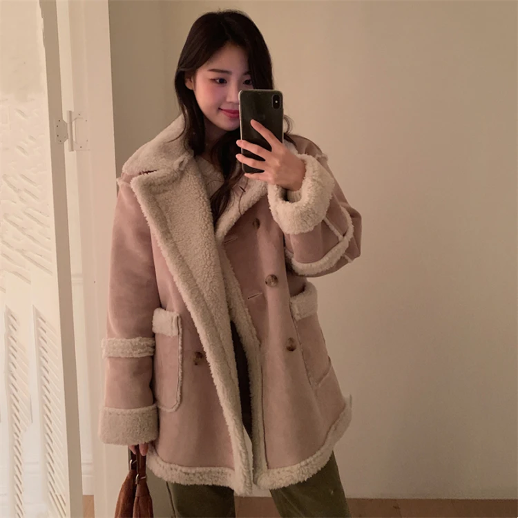 Women 2022 Winter New Thicken Warm Loose Coats Female Stitching Motorcycle Jackets Ladies Imitation Lamb Fur Overcoats Y424