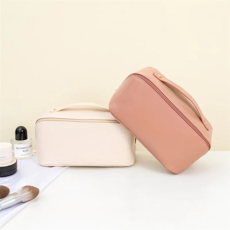 

2022 New Girl Makeup Bag Ins Large-capacity Portable Women Cosmetic Bag Toiletries Organizer Female Storage Makeup Cases