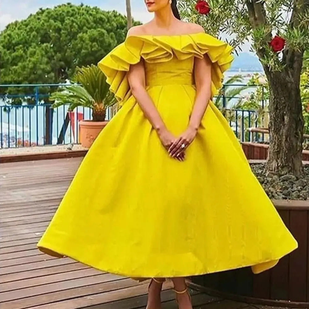 

Ярко-Желтое Короткое платье для выпускного вечера с открытыми плечами, сексуальное атласное вечернее платье с оборками и открытой спиной, п...