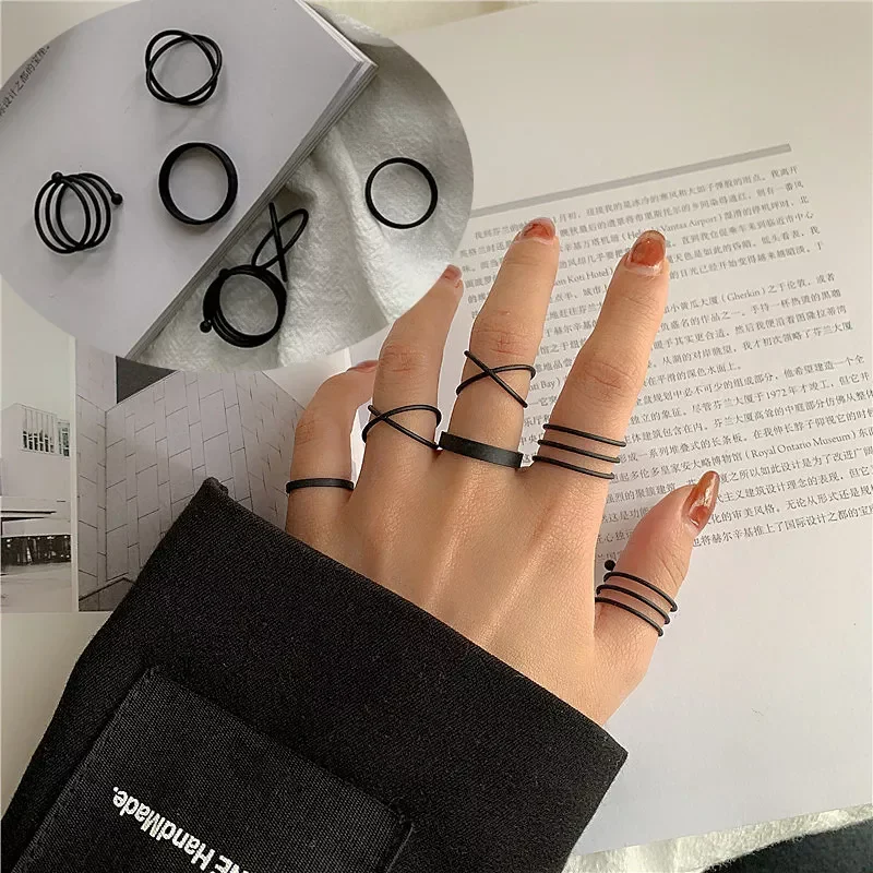 

New in Punk Finger Rings Minimalist Smooth Gold/black Geometric Metal Rings for Women Girls Party Jewelry Bijoux Femme y2k hair
