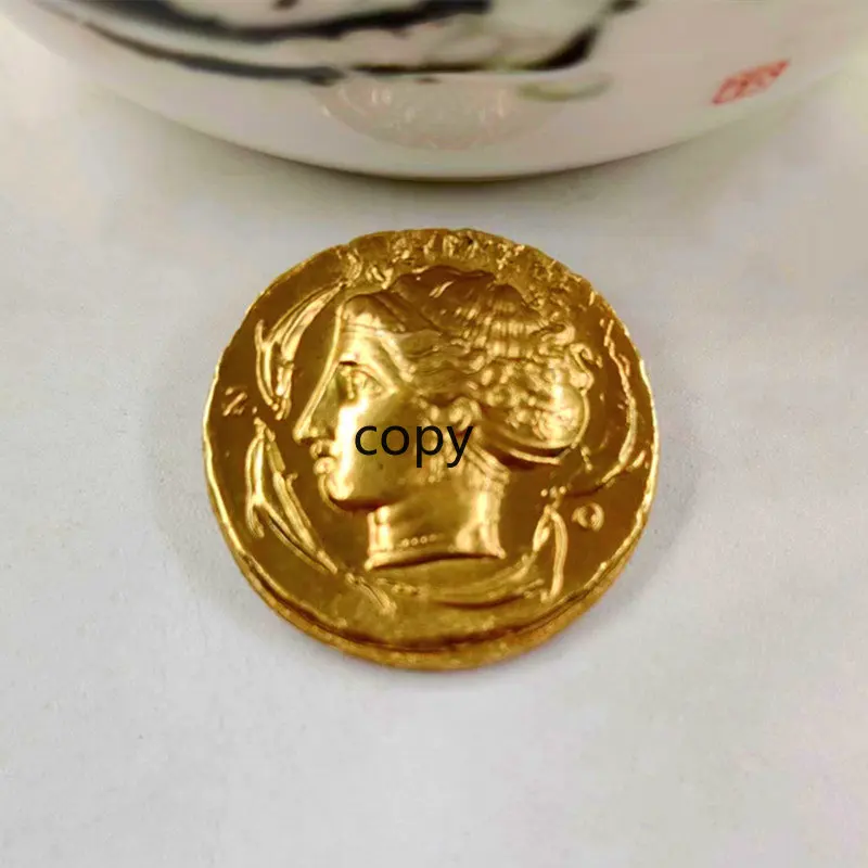 

Greek Athenian Goddess Gold Coin Microcarving Art Collection Sichai Ancient Commemorative Aresusa Old Brass Replica