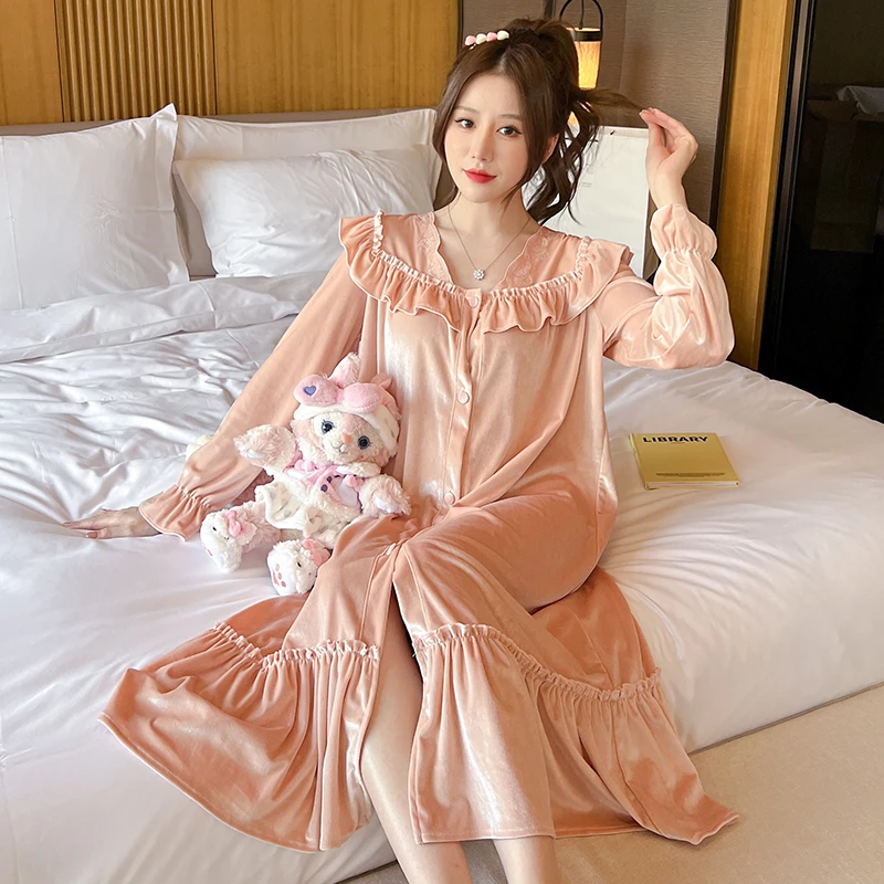 Women's Pajamas V Neck Elegant Velvet Nightdress Autumn/Winter Sweet Pink Full Sleeve Home Clothes