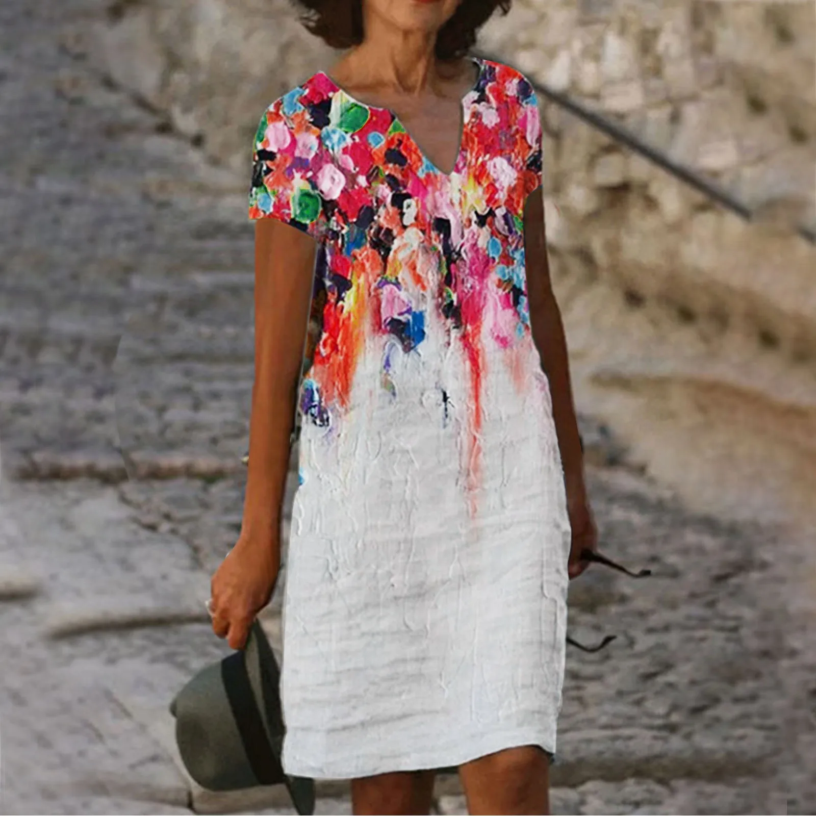 

Женское платье с коротким рукавом, V-образным вырезом и цветочным принтом