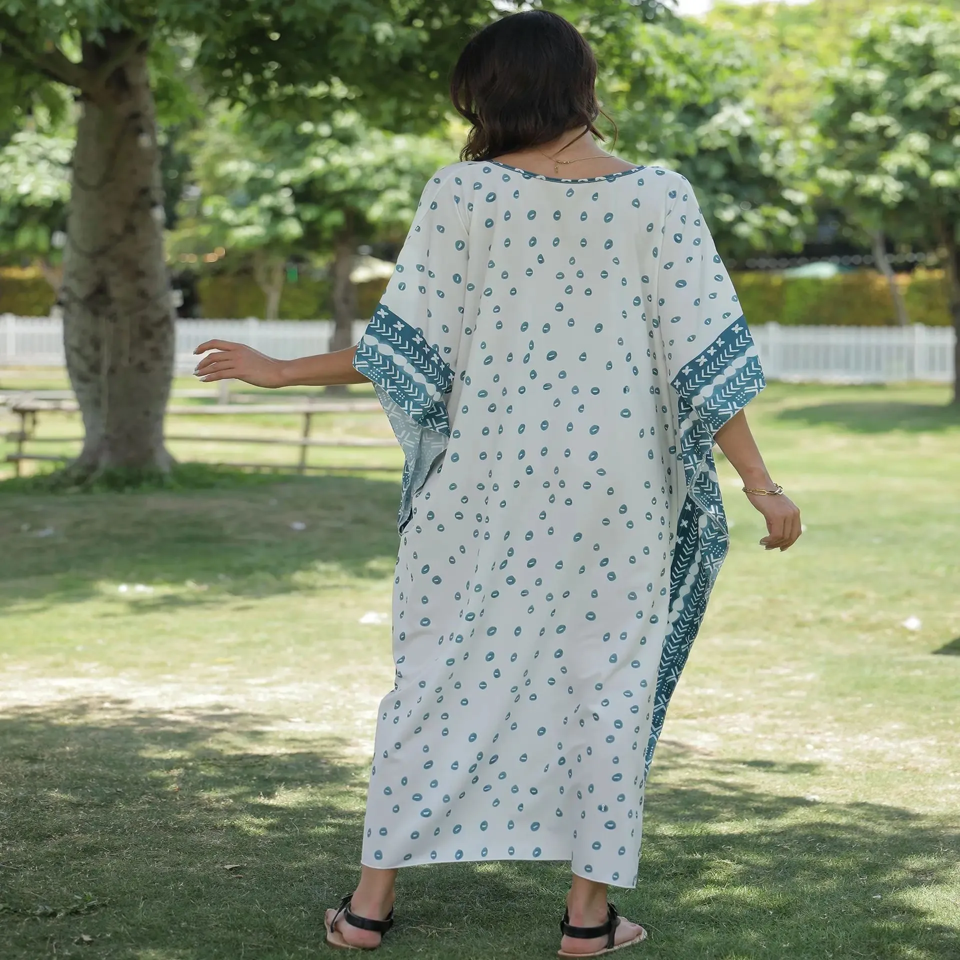 Длинное платье свободного покроя с v-образным вырезом повседневное бикини