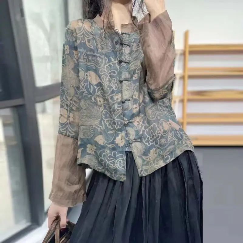 

Женская рубашка в стиле ретро, винтажная блузка из хлопка и льна с цветочным принтом и дисковыми пуговицами, Свободная Повседневная рубашка...