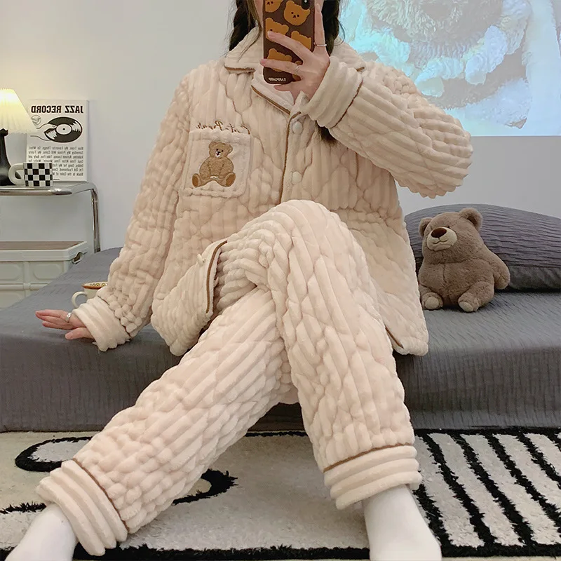 2022 New fleece and thickened ladies' nightwear flannel winter three layer cotton warm girls' home service coral velvet set