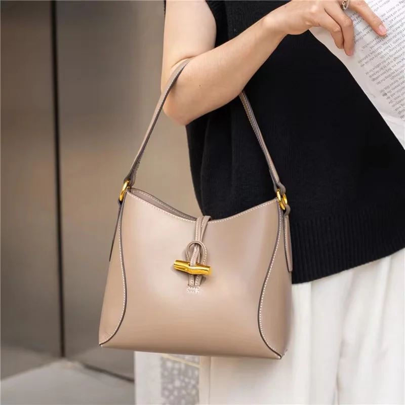 

Women's Handbag Underarm Bucket Bag 2022 New Brand Spring Summer Cowhide Totes Female Niche Shoulder Messenger Pack for Lady
