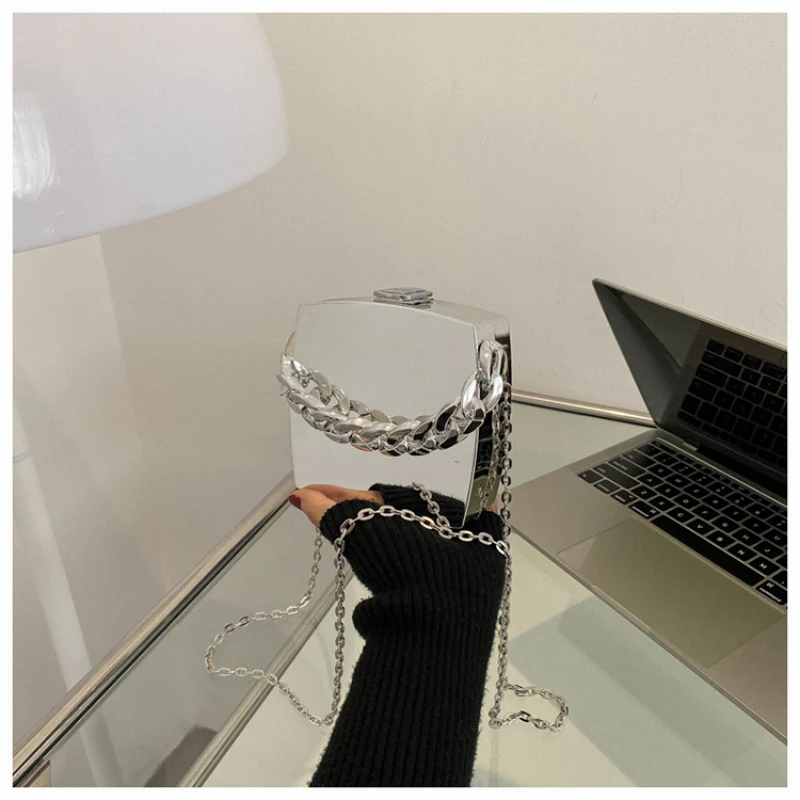 Ladies High Quality Leather Shoulder Bags For Women Long Gold Chain Shoulder Bags Luxury Handbags Crossbody Bags For Women Purse