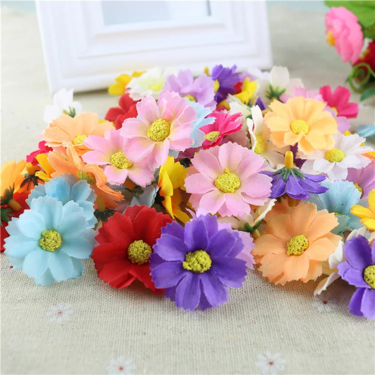 

300Pcs Artifical Daisy Silk Flower Head 3-4cm Artifical mini Sunflower DIY Handmade arts for Christmas Birthday Wedding Gifts