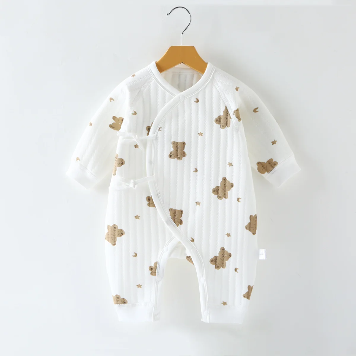 Рисунок 2 - Органические детские комбинезоны