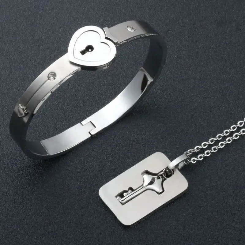 

Sliver Heart Bracelet Choker Set Jewelry Stainless Steel Key Pendant Necklace Women Men Lover Couples Valentines Day Gift