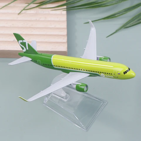 Модель самолета MYPANDA Airbus A320  зеленый металл 1:400