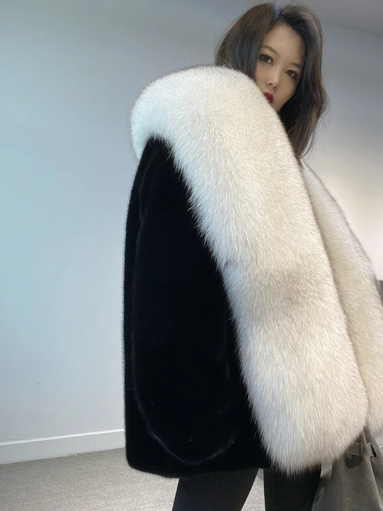 Рисунок 2 - Импортное женское меховое пальто