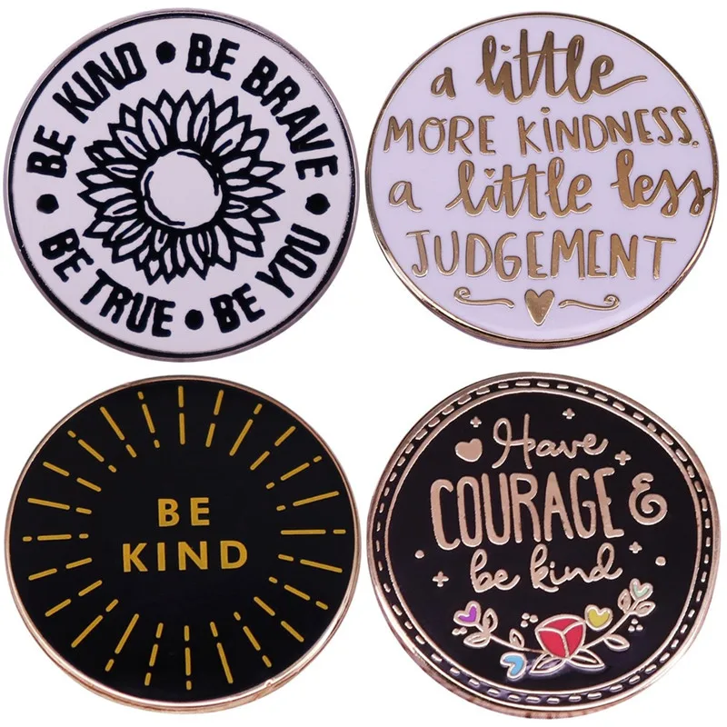 Брошь с эмалью, значок из металлического сплава