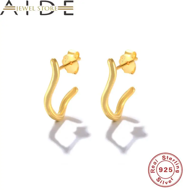 

Женские серьги-гвоздики с фианитами