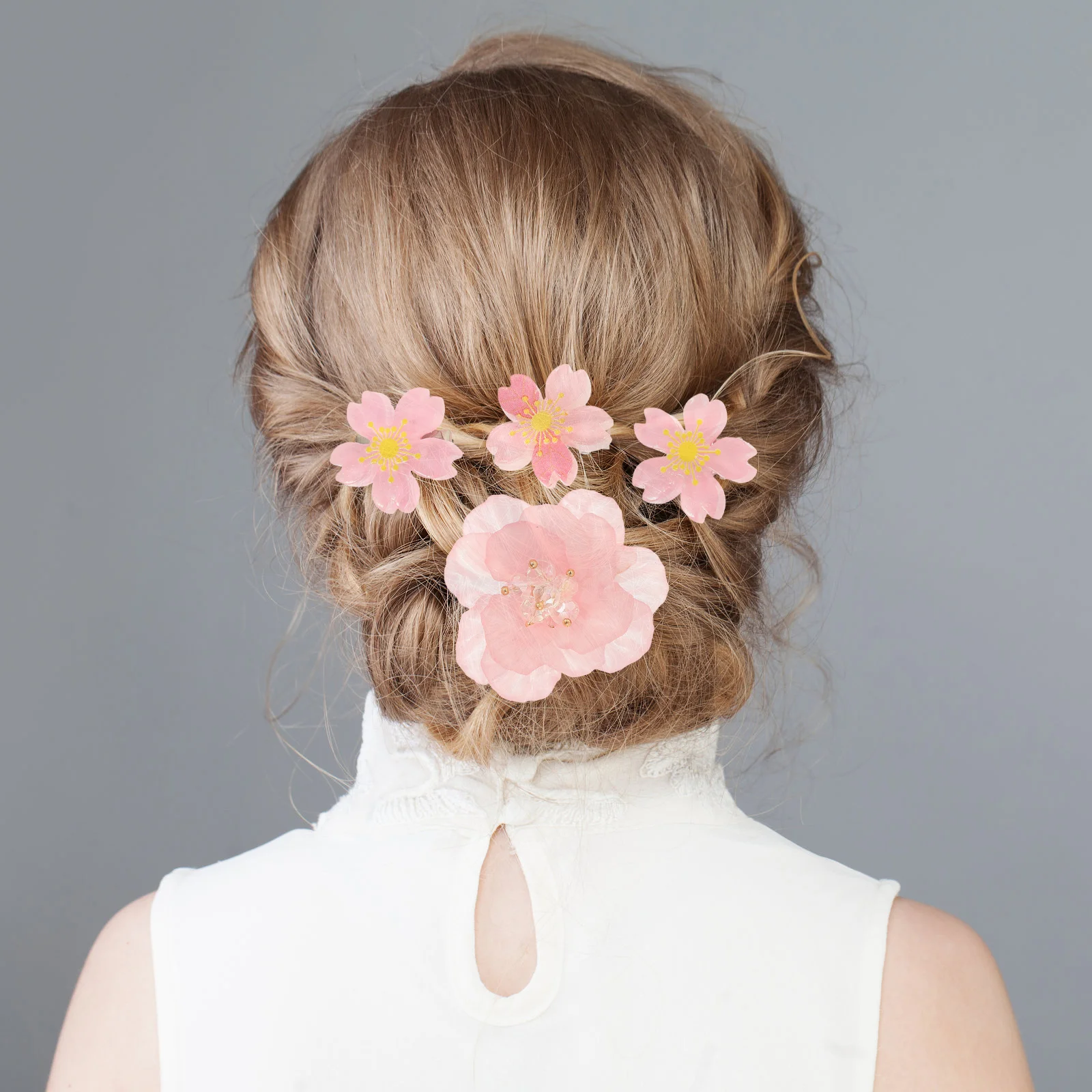 Заколка для волос с вишневым цветком летние аксессуары цветочные украшения