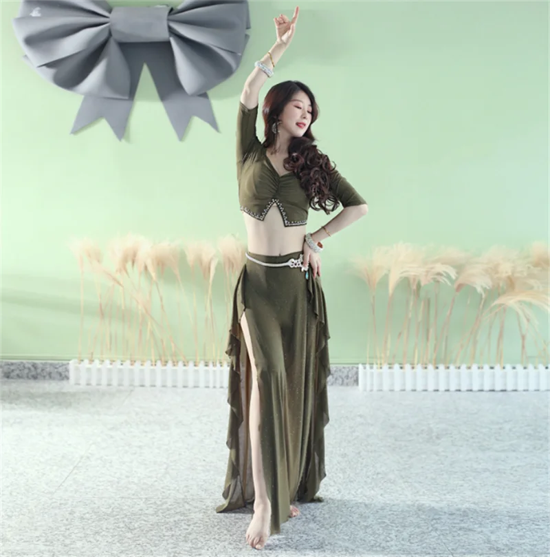

Women Sexy Belly Dance Training Clothing Belly Dance Performance Costume Crop Top Split Skirt Dancing Suits