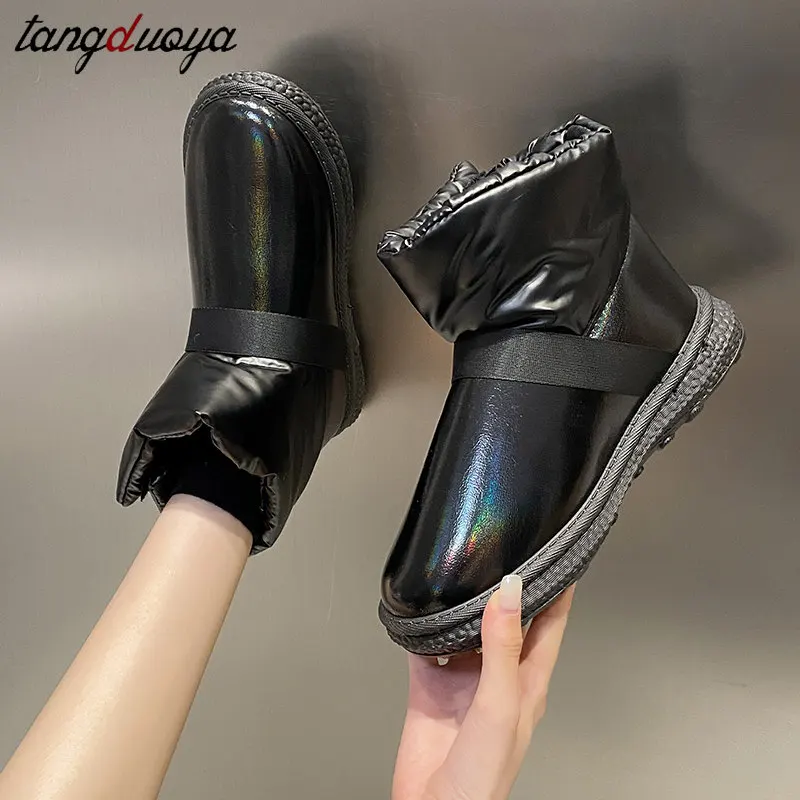 

2023 Winter Snow Boots Women Patent Leather Waterproof Plush Chelsea Botas de Mujer Thicken Soled Eiderdown Cotton Bottine Femme