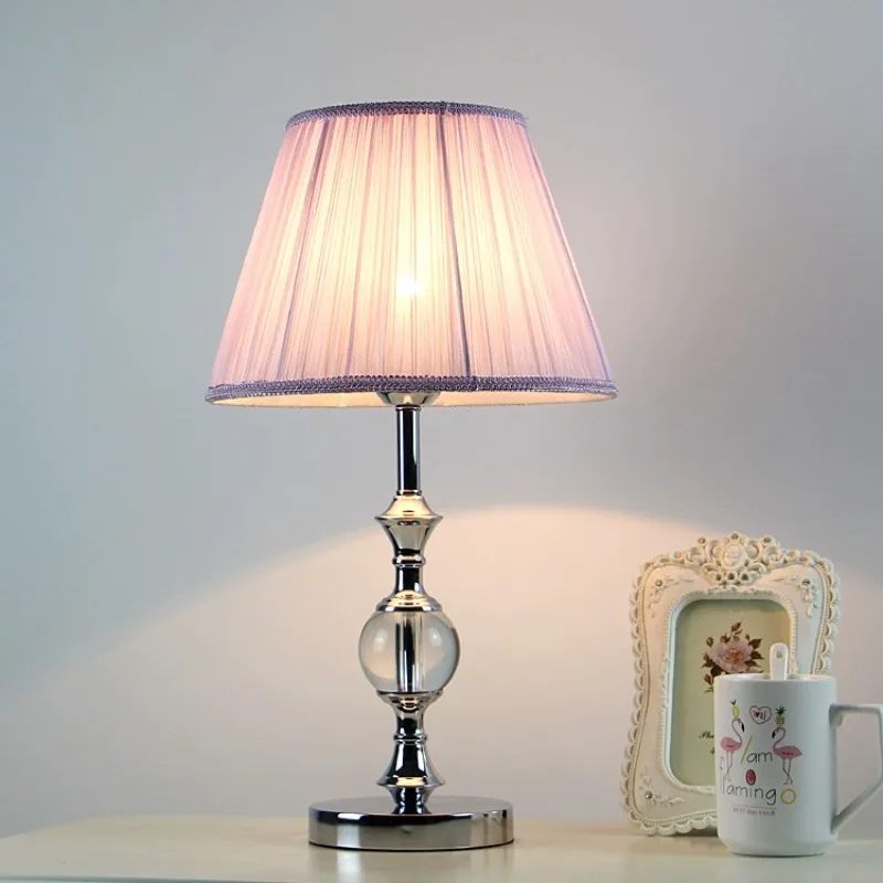 

Simple modern creative crystal lamp, European style fashionable decorative desk lamp, warm remote control dimming bedroom