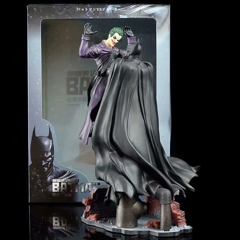 

Arkham Origins Batman VS Joker Action Figure Statue Comic Action Figure Model Toys Anime Joker Figurine With Base 28CM