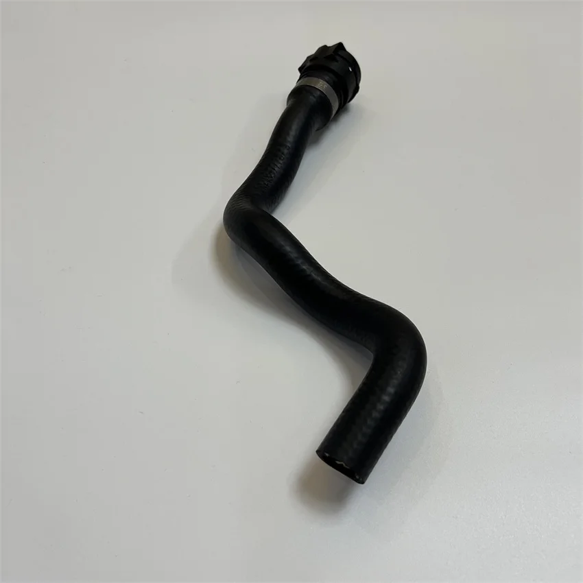 СТТ 64218377782 Автозапчасти шланг радиатора водопроводная труба 6421 8377 782 для BMW M43 E46 318