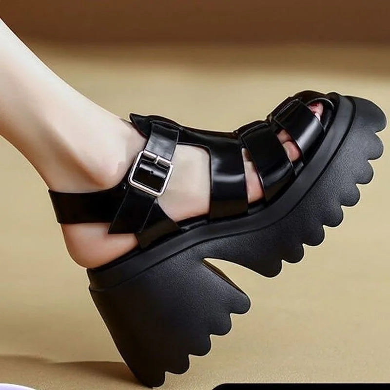 

Женские босоножки-гладиаторы на платформе, из натуральной кожи