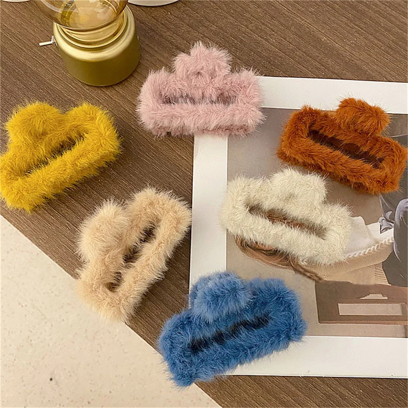 

Плюшевая Заколка-пряжка для девочек, аксессуары для волос на осень и зиму