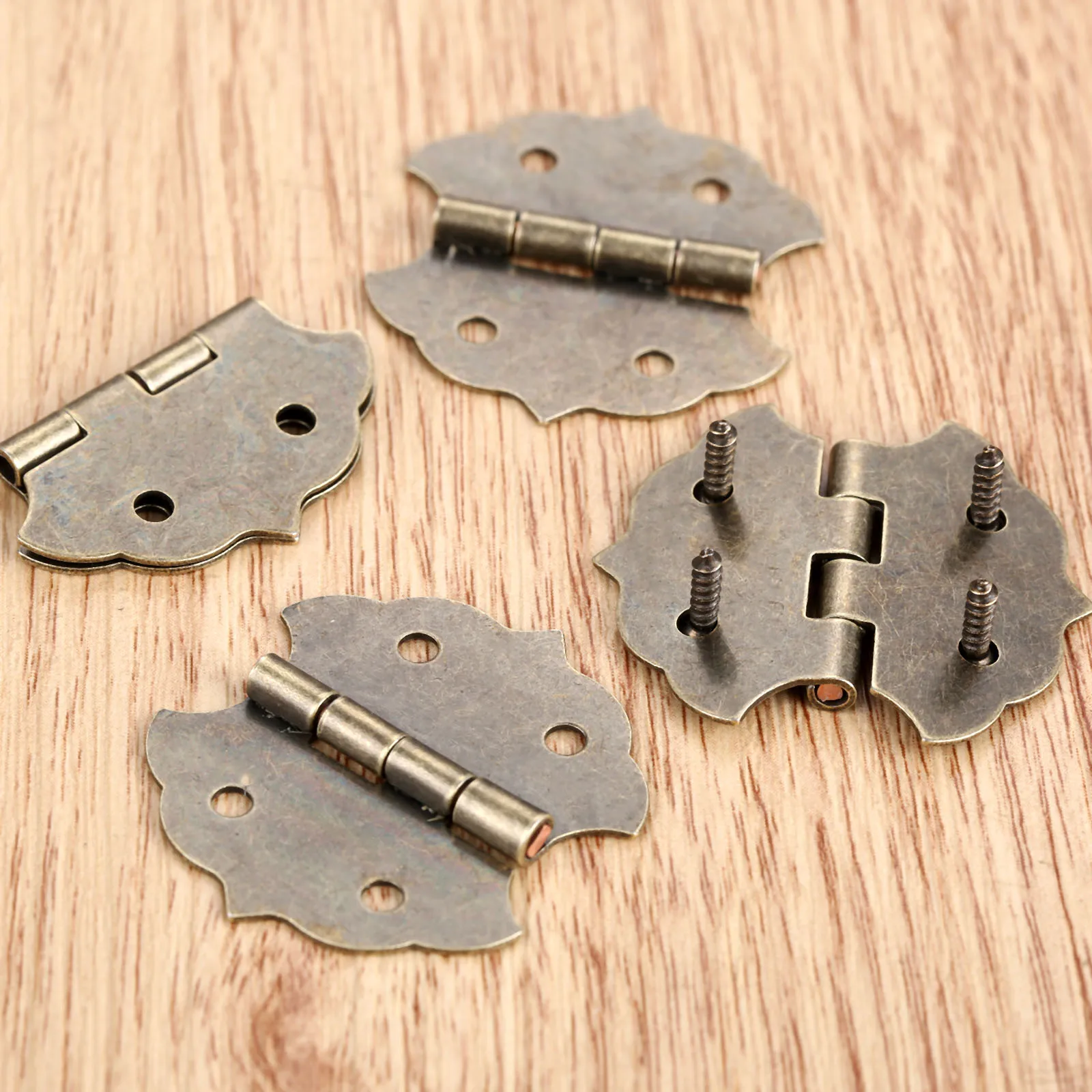 4pcs Flat Hinges +16 screws Lace Shape Antique bronze 29*31mm 4 Holes Furniture Chest Wood Jewelry Box Wine Case Retro Decor