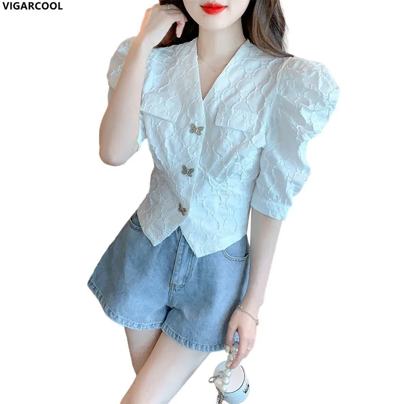

2022 Summer Korean version of the V-neck chiffon Shirt puff sleeves short-sleeved Shirt Women's elegant fashion solid color Top
