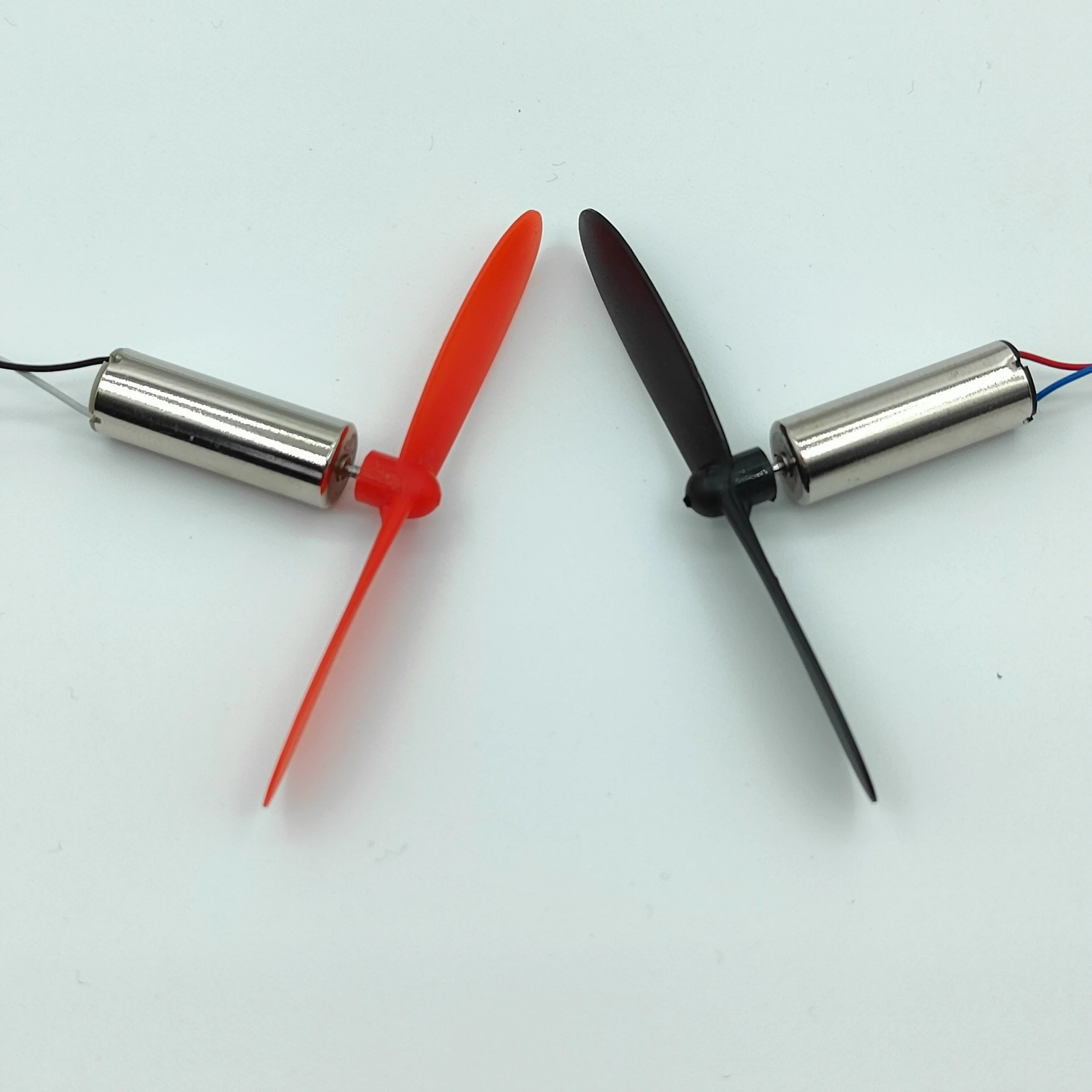 

2pcs/Lot DC 3.7V 716 720 8520 Mini Coreless Motors Airplane Model Glider Small Four-Axle DIY Car and Boat High Speed Engine