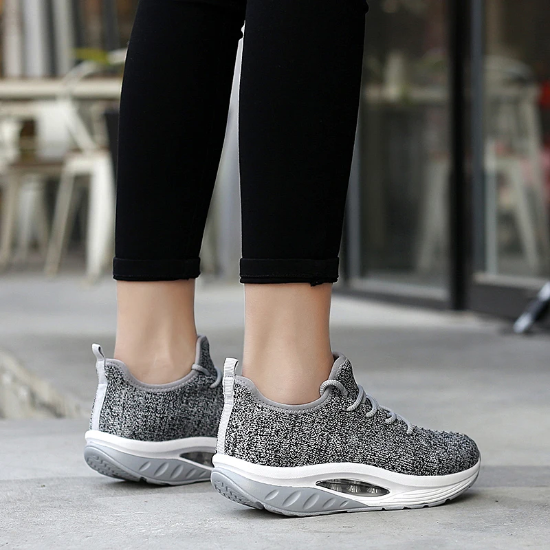 Women Shake Shoes Platform Walking Shoes Knitted Cushioned Breathable Casual Outdoor Woman Sneakers